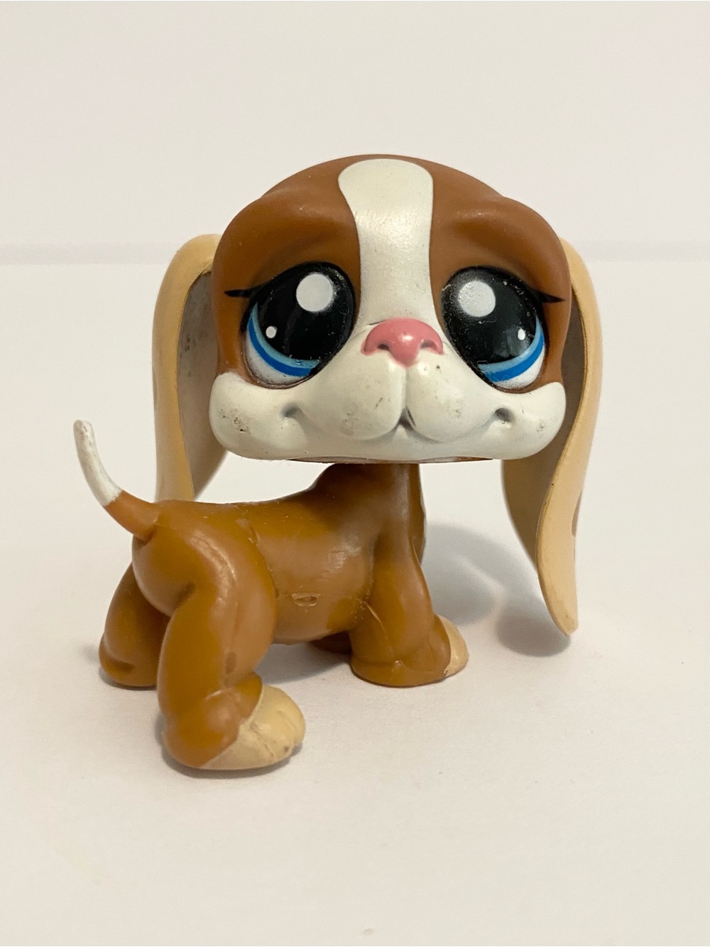 BASSET HOUND DOG #1655 Authentic Littlest Pet Shop Hasbro LPS